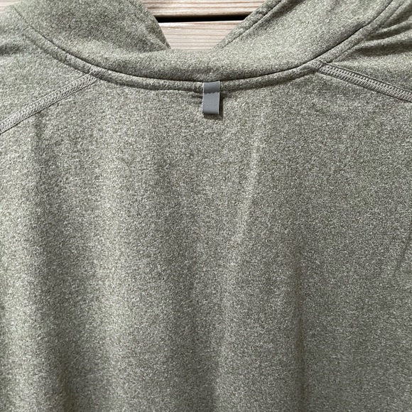 Nike running mens medium used like new gray and green - Picture 2 of 7